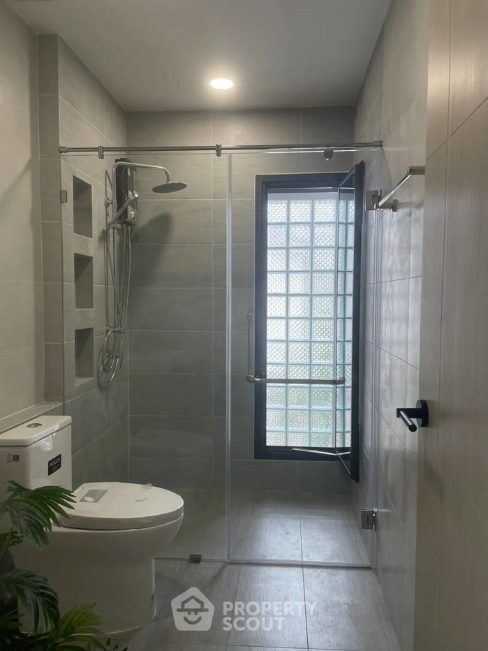 รูป บ้านให้เช่า 3 ห้องนอน บ้านสวนปริญสิริ ทำเลนวมินทร์ บึงกุ่ม กรุงเทพ (ID 3044376) - รูปที่ 8/12