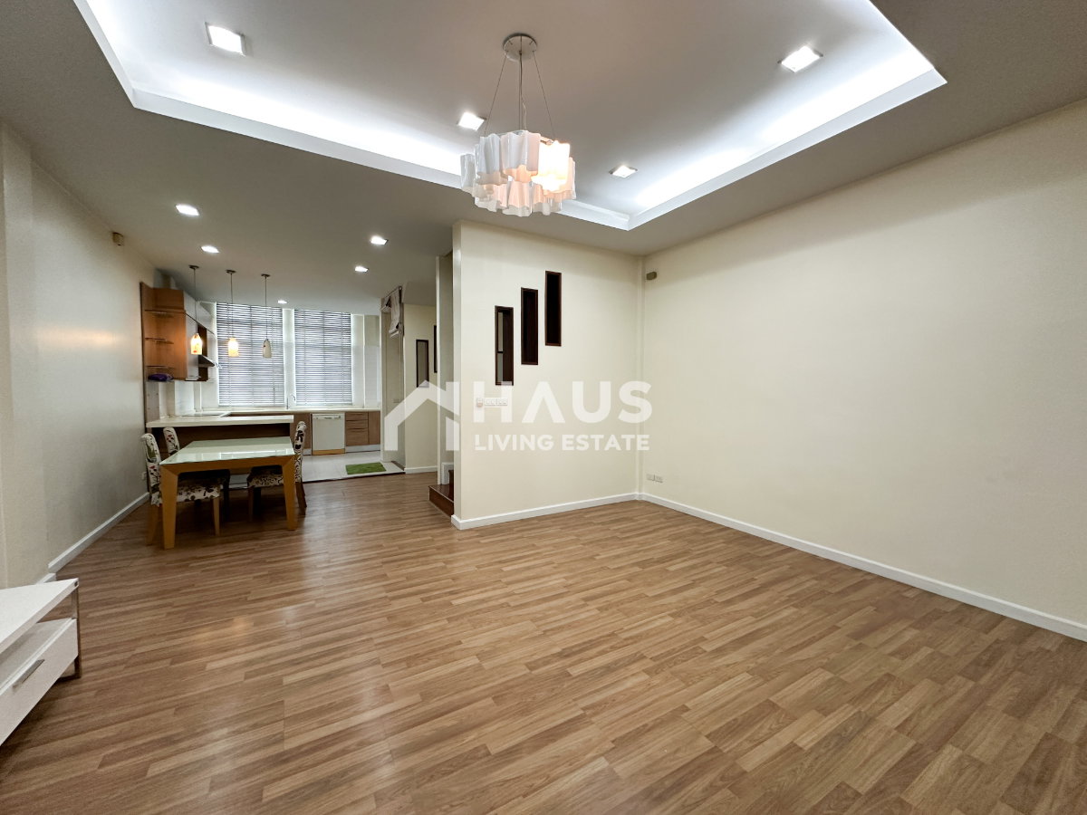 picture Baan Klang Mueang The Paris Ratchavipha / 4 Bedrooms #TPCC070 - 26/32