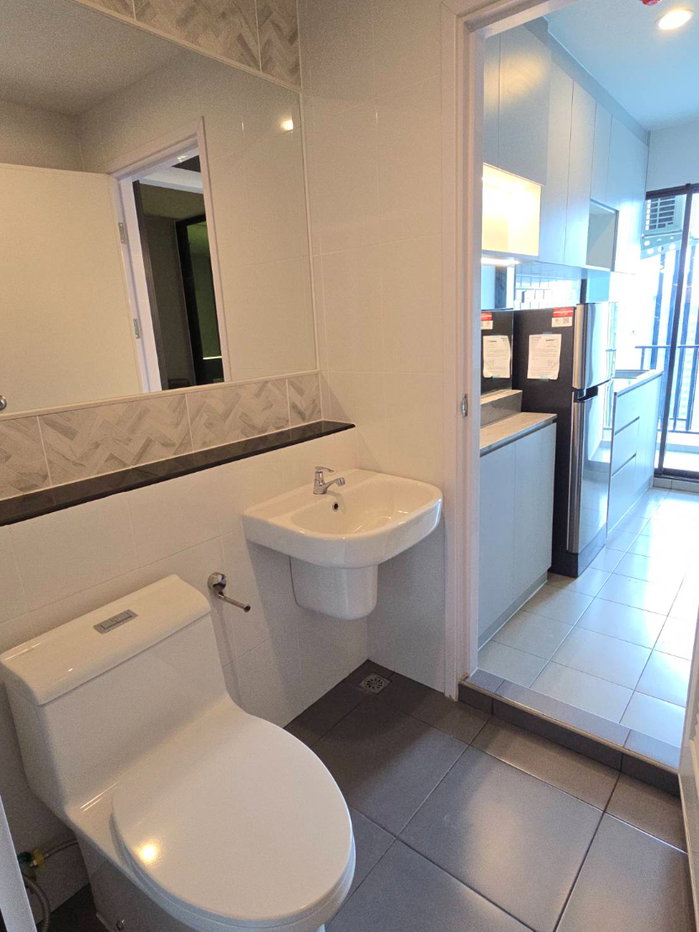 picture Brand-New Room, Modern Design, 33rd Floor — Regent Home Wutthakat - 10/20