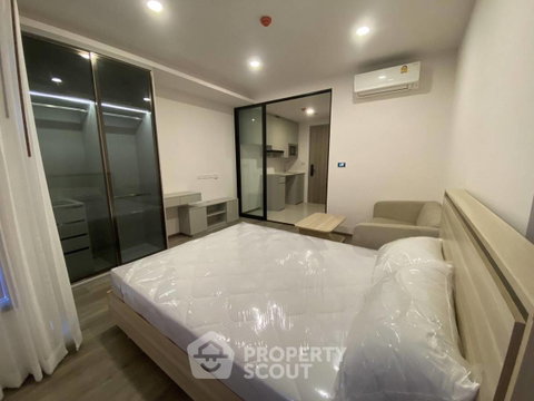 Well-Priced 1-BR Condo in SOHO Bangkok Ratchada Near MRT Huai Khwang (200m) (ID 3062329)