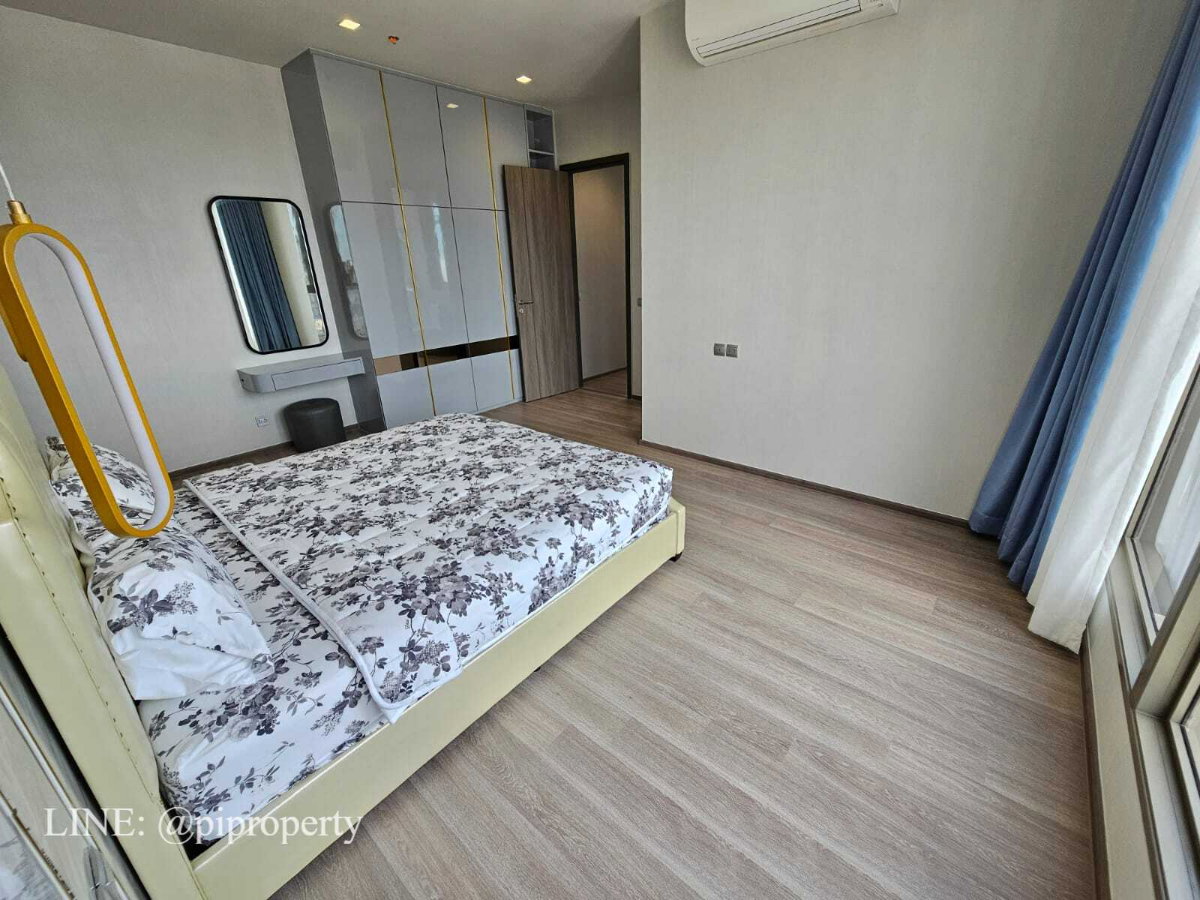 picture Spacious 3 Bedrooms and 3 Bathrooms plus extra 1 Maid bedroom with a t - 18/59
