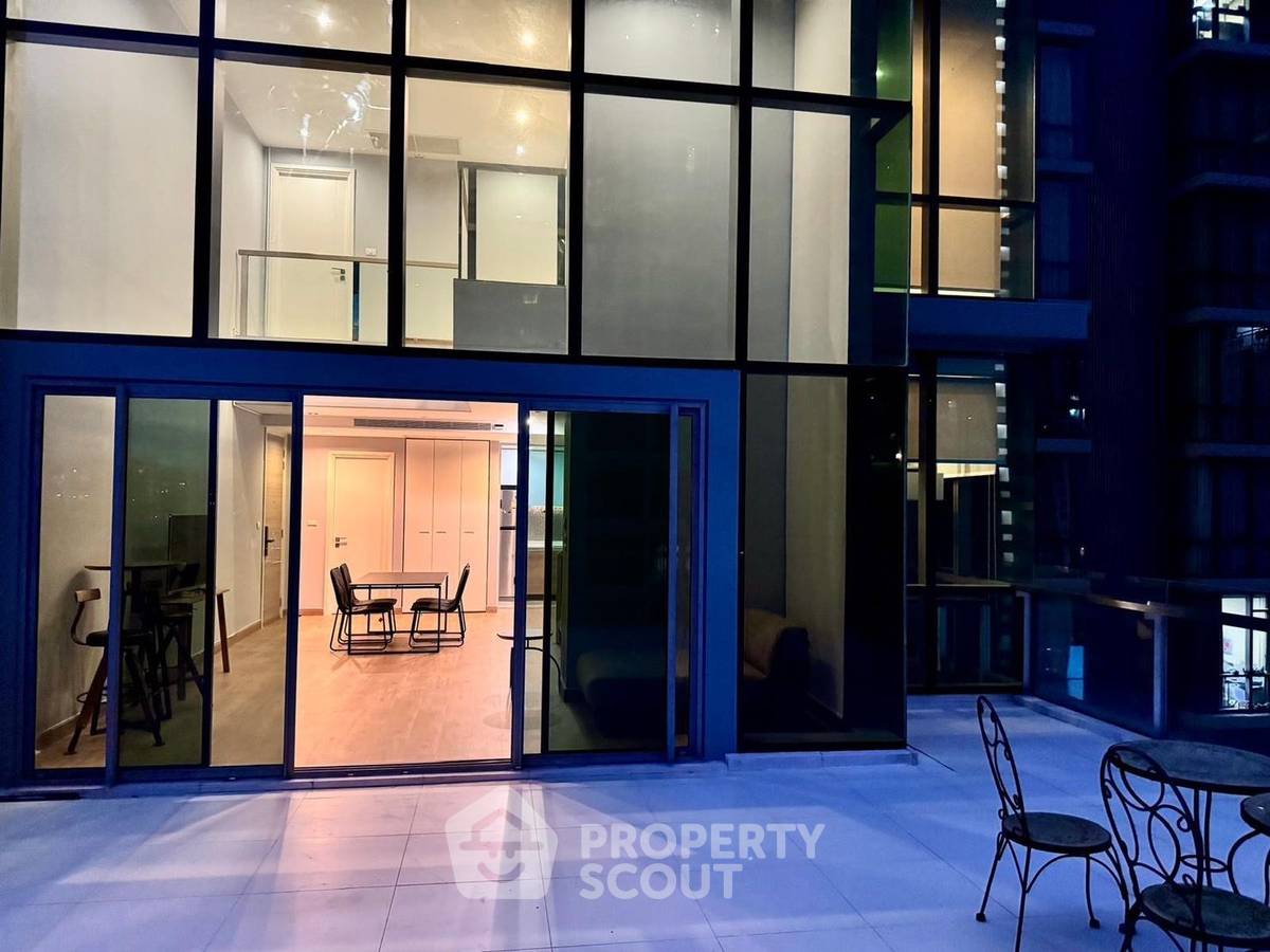 picture 2-BR Condo At The Room Sukhumvit 21, 17th Floor, MRT Sukhumvit (ID 3063023) - 7/9