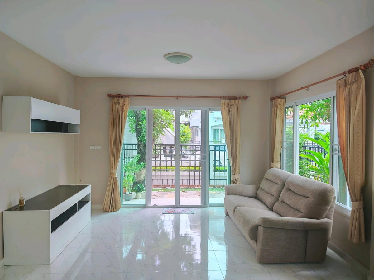 รูป 🏡✨ ให้เช่าบ้านเดี่ยว 2 ชั้น พร้อมอยู่ – Perfect Place ราชพฤกษ์ 📍 ทำเลติดถนนราชพฤกษ์ ใกล้ Clubhouse และสระว่ายน้ำ - รูปที่ 2/15
