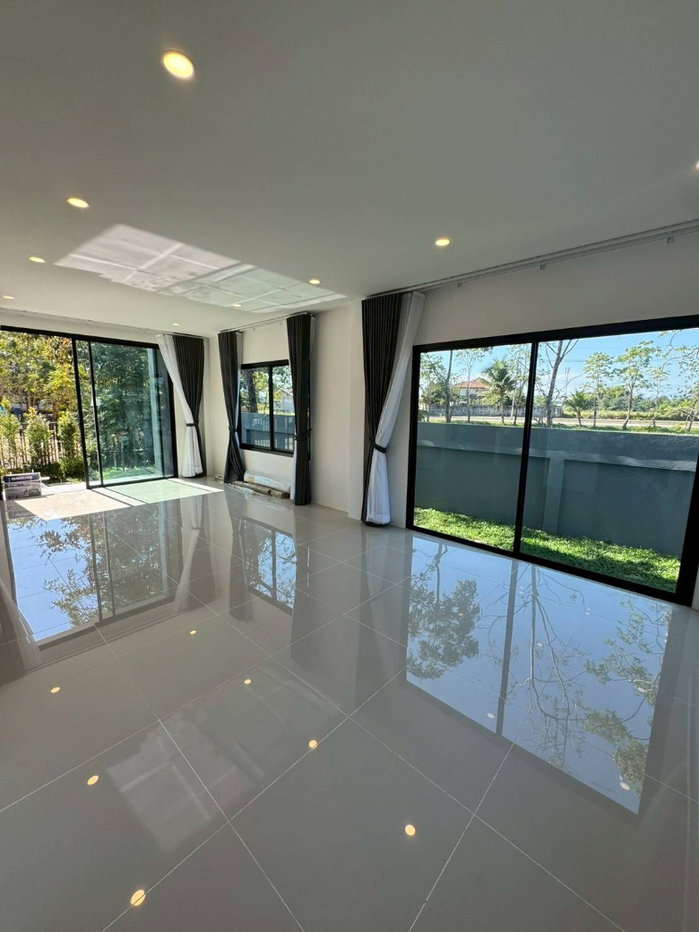 รูป ขายบ้านในโครงการ วราสิริ 3 เชียงราย บ้านใหม่แต่งครบ พร้อมเข้าอยู่ ไม่มีค่าส่วนกลาง ใกล้สนามบิน มหาวิทยาลัยแม่ฟ้าหลวง - SW003865 - รูปที่ 23/25