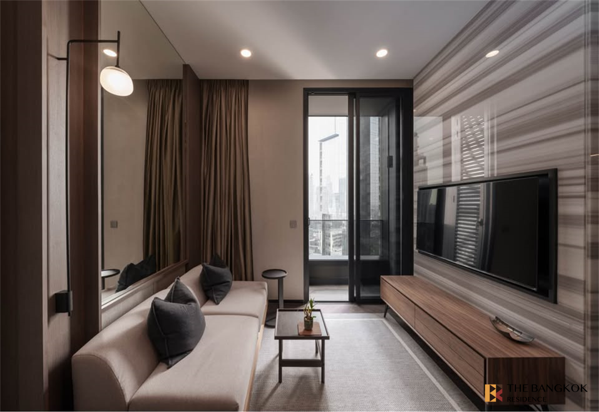 picture Location Near Employment, Surrounded by Lifestyles The Esse Sukhumvit 36 - 9/10