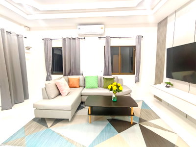 Houses for sale Bang Lamung Chonburi : Luxury House for Sale East Pattaya Nong Prue 3Bedroom