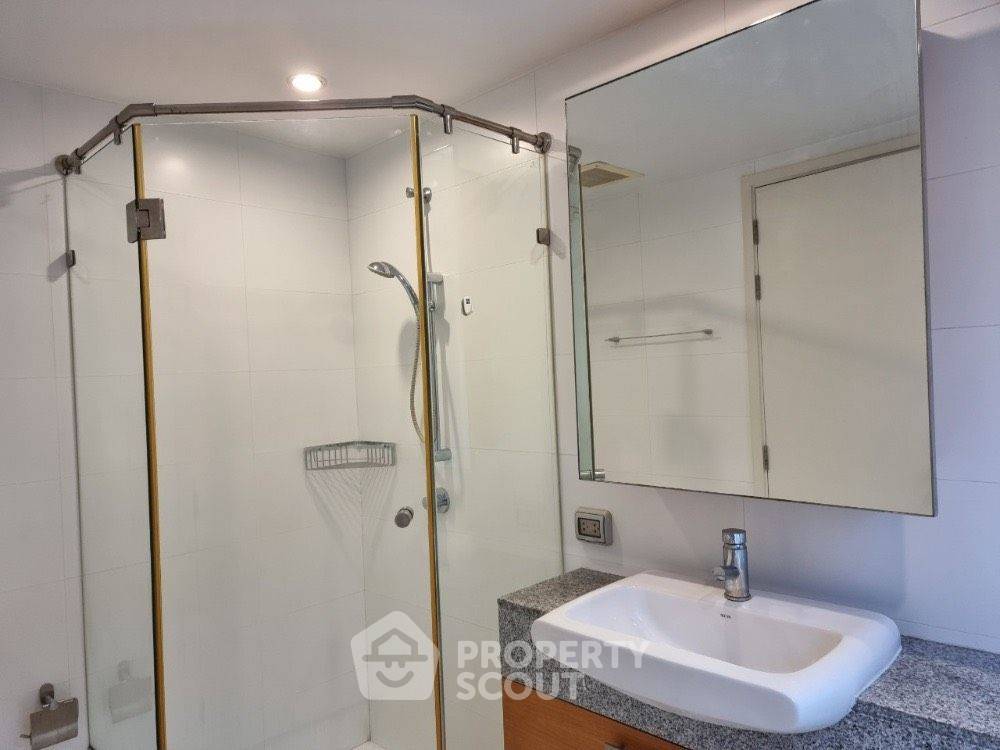 รูป คอนโด 2 ห้องนอน 90 ตร.ม. แมนฮัตตัน ชิดลม ชั้น 12 ใกล้ BTS ชิดลม (ID 3062092) - รูปที่ 9/14