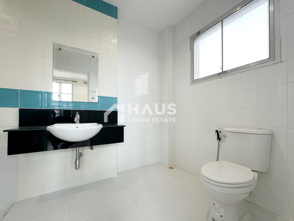 picture Baan Klang Mueang The Paris Ratchavipha / 4 Bedrooms #TPCC069 - 17/30