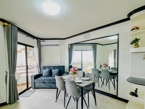 Kiang Talay Condo Pratumnak Hill for Sale 1 Bedroom Sea View