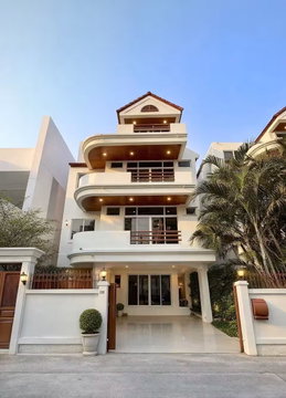 4-Storey Single House for Rent Sukhumvit 31 Near BTS Phrom Phong