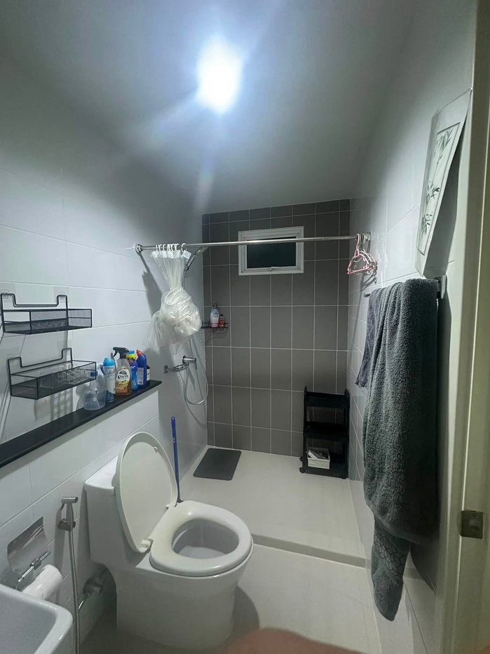 รูป 🏡✨ ให้เช่าบ้านเดี่ยว The Village Bangna – Wongwaen 3 3 ห้องนอน 2 ห้องน้ำ เฟอร์นิเจอร์ครบ พร้อมเข้าอยู่ ทำเลบางนา–วงแหวน เดินทางสะดวก - รูปที่ 5/11