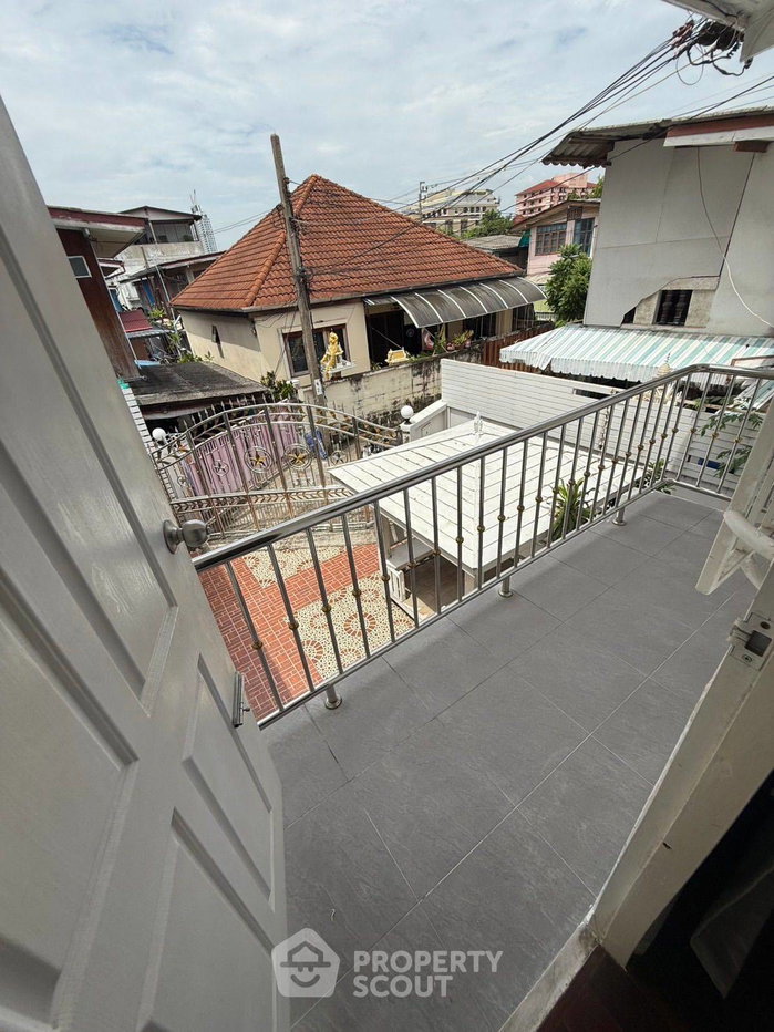 picture 3-BR Townhouse For Rent, Khlong Chan Bang Kapi Bangkok (ID 3061602) - 7/19