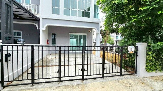 รูป ทาวน์โฮม โมดิวิลล่า รังสิต คลอง 7 หลังมุม โครงการติดถนน รังสิต-นครนายก ถูกมาก - รูปที่ 19/21