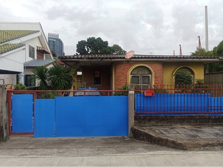 รูป ขายบ้านเก่าพร้อมที่ดิน ย่านห้วยขวาง 15 ล้านบาท - รูปที่ 2/4