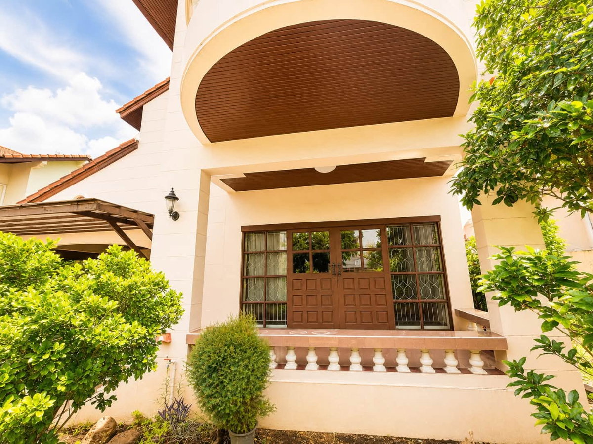 รูป บ้านเดี่ยวหลังใหญ่ 95 ตร.ว. 4 ห้องนอน 4 ห้องน้ำ ทำเลใกล้สุวรรณภูมิ พร้อมเข้าอยู่! - รูปที่ 2/18