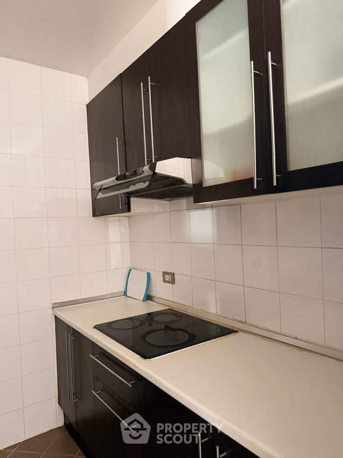 picture 2-BR 89 Sqm Condo At Sukhumvit Park, 400m to BTS Asok (ID 3064665) - 10/20