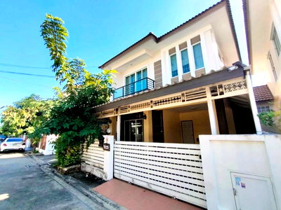 บ้านเดี่ยว ถนนหทัยราษฎร์ : ราคานี้ รีบเลยก่อนหลุด! ขายบ้านแฝด มบ.เต็มสิริแกรนด์ มีนบุรี-สามวา ต่อเติมเรียบร้อยทั้งหน้าบ้านและหลังบ้าน เนื้อที่ 38 ตร.วา 