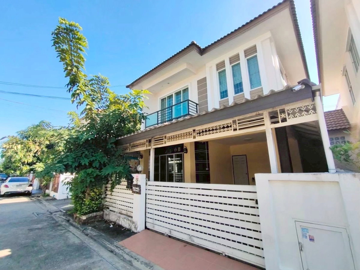 รูป ราคานี้ รีบเลยก่อนหลุด! ขายบ้านแฝด มบ.เต็มสิริแกรนด์ มีนบุรี-สามวา ต่อเติมเรียบร้อยทั้งหน้าบ้านและหลังบ้าน เนื้อที่ 38 ตร.วา  - รูปที่ 1/15