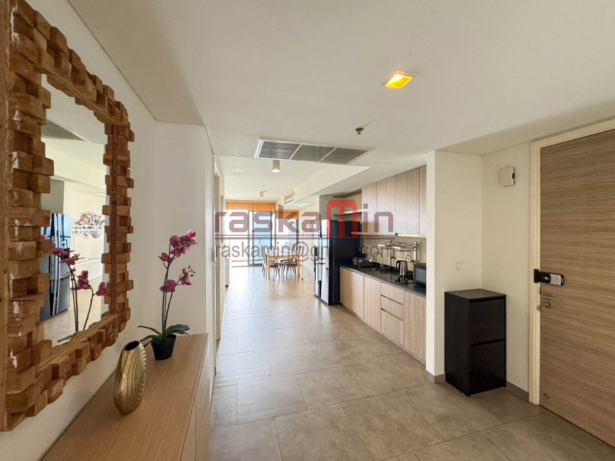 picture Zire Wongamat | High-Floor Beachfront Condo, 2BR/2BA – For Sale - 2/22