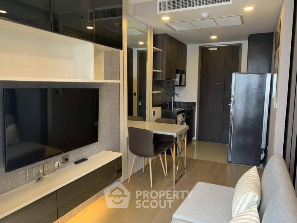 picture Well-Priced 1-BR At Ashton Chula Silom, 100m to MRT Sam Yan (ID 497183) - 6/12