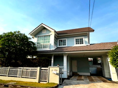 เช่าบ้านเดี่ยว สวนสัตว์ซาฟารีเวิลด์ : ให้เช่า บ้านเดี่ยว บุราสิริ ปัญญาอินทรา พร้อมเข้าอยู่  เฟอร์นิเจอร์ครบ แอร์ทุกห้อง โครงการบรรยากาศดี ความปลอดภัยสูง