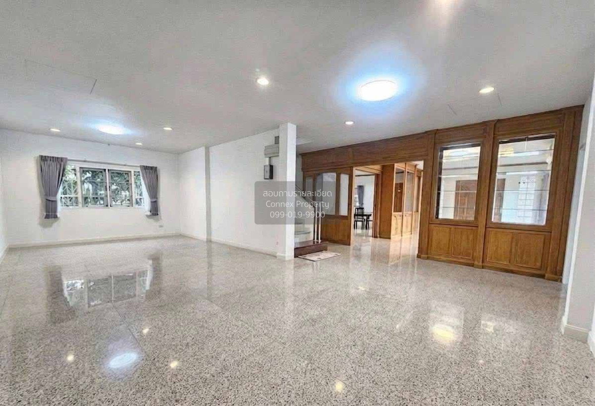 รูป ขายบ้าน บ้านสวนดอกไม้ หน้ากว้าง ศาลาธรรมสพน์ เขต ทวีวัฒนา กรุงเทพ CX-162617 ✅ ทักไลน์ @connexproperty ตอบทันที ทีมงานมืออาชีพ ✅ - รูปที่ 3/6