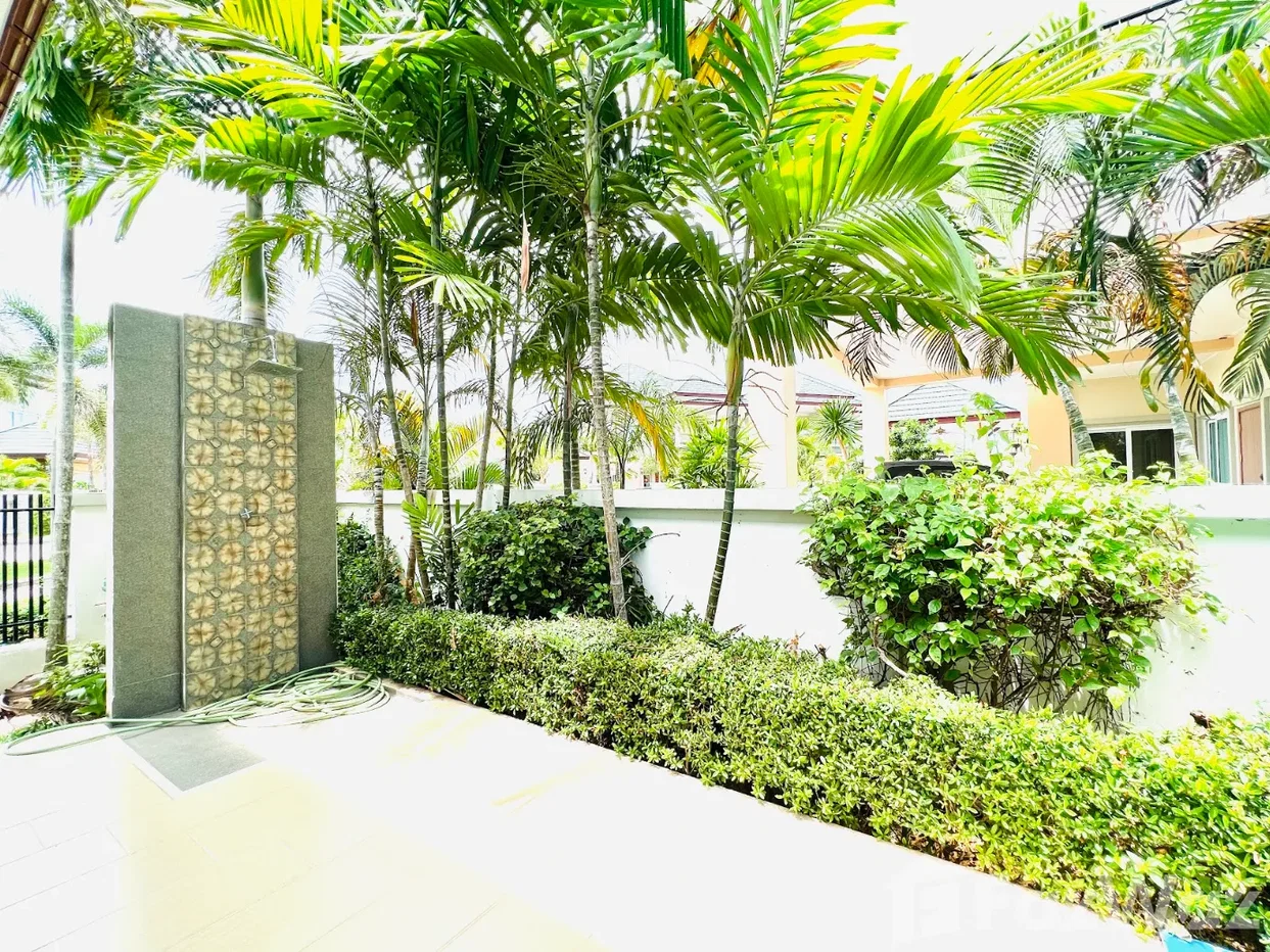 picture Spacious Pool Villa for Sale 1961556 - 9/40
