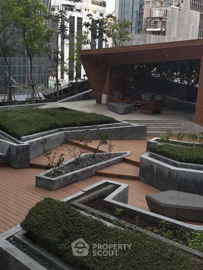 picture Pet-Friendly 2-BR 135 Sqm On 20th Floor Marque Sukhumvit, 100m To BTS Phrom Phong (ID 3065746) - 15/16