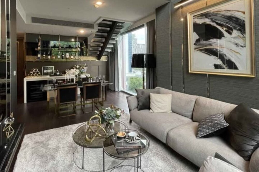รูป 🔥 ขาย- เช่าด่วน !! หรูหรา !! LAVIQ Sukhumvit 57, 2นอน Duplex, 1 น้ำ, ตกแต่งสไตล์โมเดิร์น, มีอ่างอาบน้ำ !! Code C20260700005 แต่งครบ, ราคาพิเศษ!! - รูปที่ 2/9