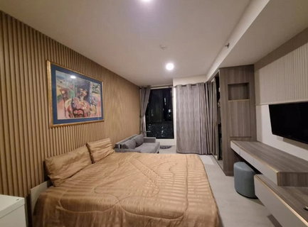 รูปภาพ 🔥 **HOT DEAL FOR RENT! Luxury Pool View Condo at KnightsBridge Phaholyothin Interchange – Ready to Move In!** 🔥