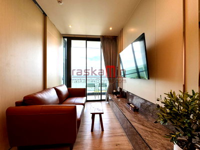 Condos for rent : Beachfront Luxury Condo for Rent | Arom Wongamat | 1 Bedroom Sea View | Pattaya