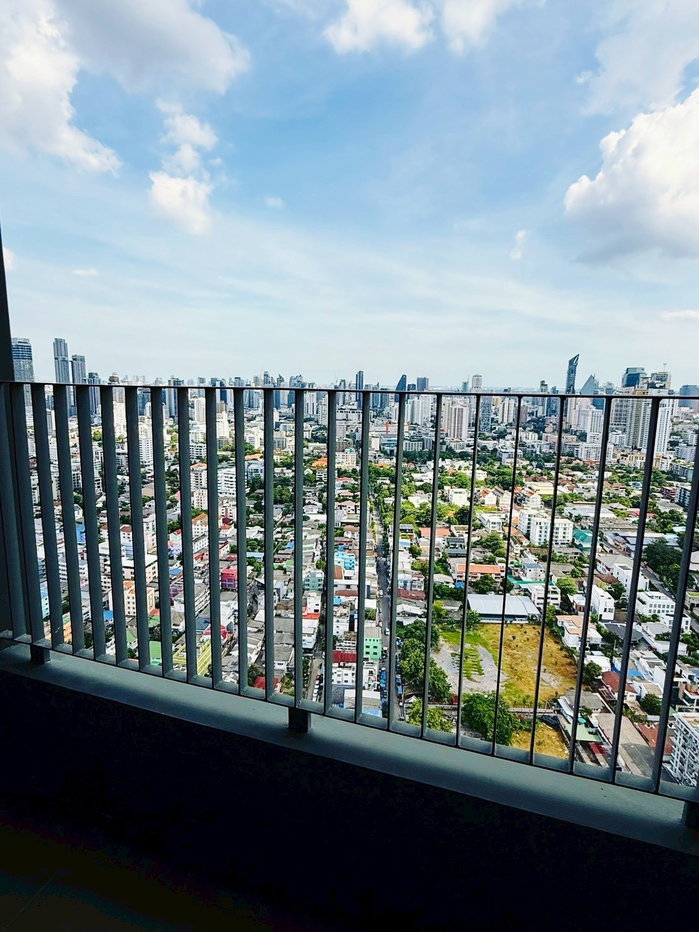 picture ððGreat FacilitiesðĨFOR RENTðCLOUD ThonglorâPhetchaburi (Line: @rent2022) | Prime Location & Shuttle Service ð - 11/17