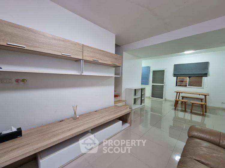 รูป ทาวน์โฮม 3 ห้องนอน สำหรับขาย พฤกษาวิลล์ 64 สายไหม ใกล้สายไหม (ID 3064504) - รูปที่ 1/7