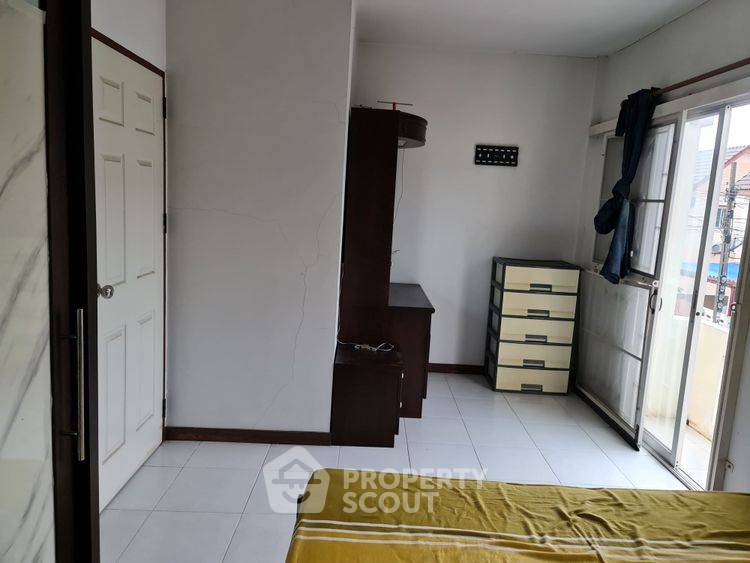 รูป ทาวน์โฮม 3 ห้องนอน ขายได้ เลี้ยงสัตว์ได้ บ้านทิวตะวัน ลำโพ บางบัวทอง (ID 3061498) - รูปที่ 5/6