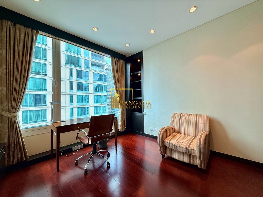 รูป The Park Chidlom | Elegant 3 Bedroom Luxury Condo For Rent - BR14752CD - รูปที่ 30/55