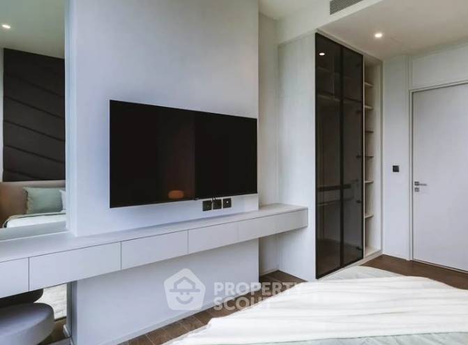 picture 2-BR Condo For Rent Muniq Langsuan, 78 Sqm, Near BTS Ratchadamri (ID 3059596) - 5/9