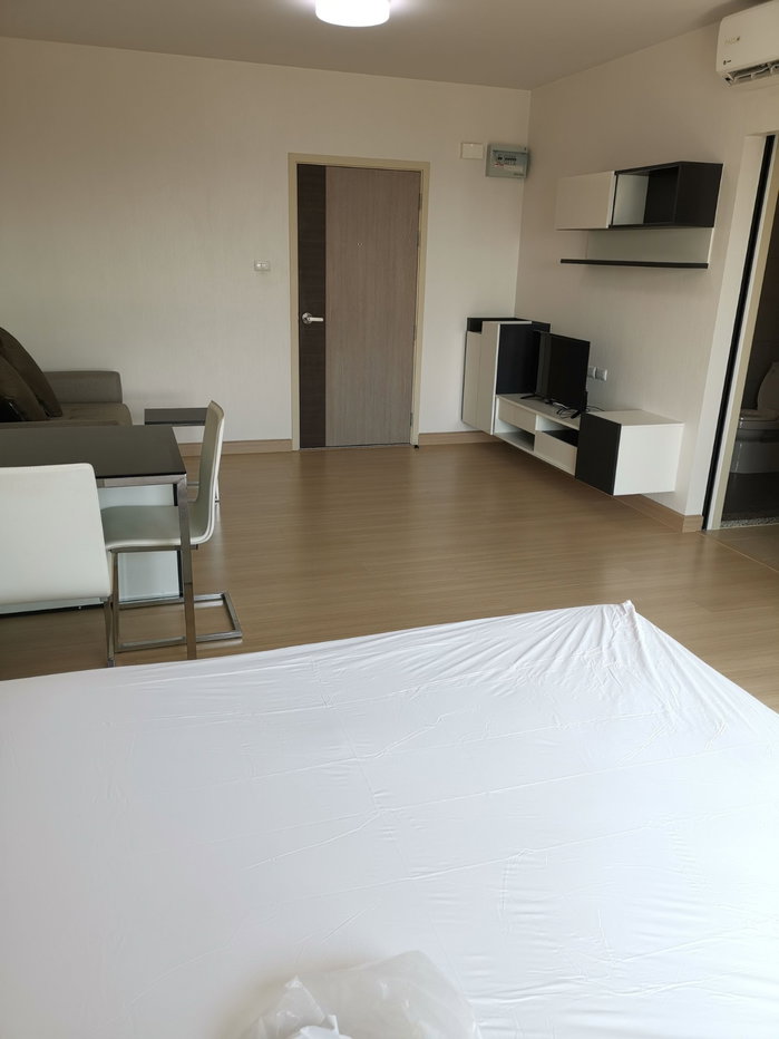 รูป Supalai Loft@Talat Phlu Station【𝐑𝐄𝐍𝐓】🔥ห้องสไตล์มินิมอล โทนอุ่น ฟีลโฮมมี่ ให้ความรู้สึกสบายเหมือนอยู่บ้านในทุกวัน🔥 ติดต่อไลน์ไอดี: @hacondo - รูปที่ 4/7