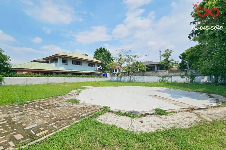 Land for sale, 195 sq wah, Khan Na Yao
