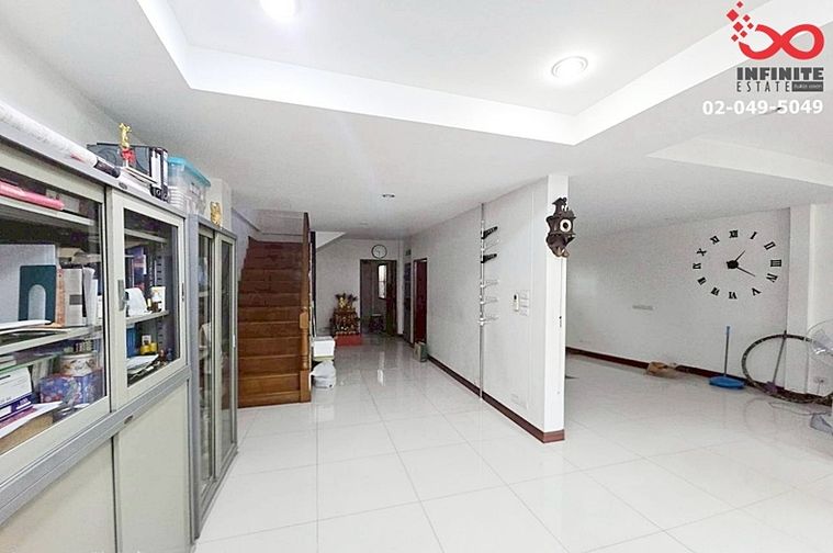 ขายทาวน์โฮม 3 ห้องนอน 27 ตร.ว. บ้านปรีชา 2