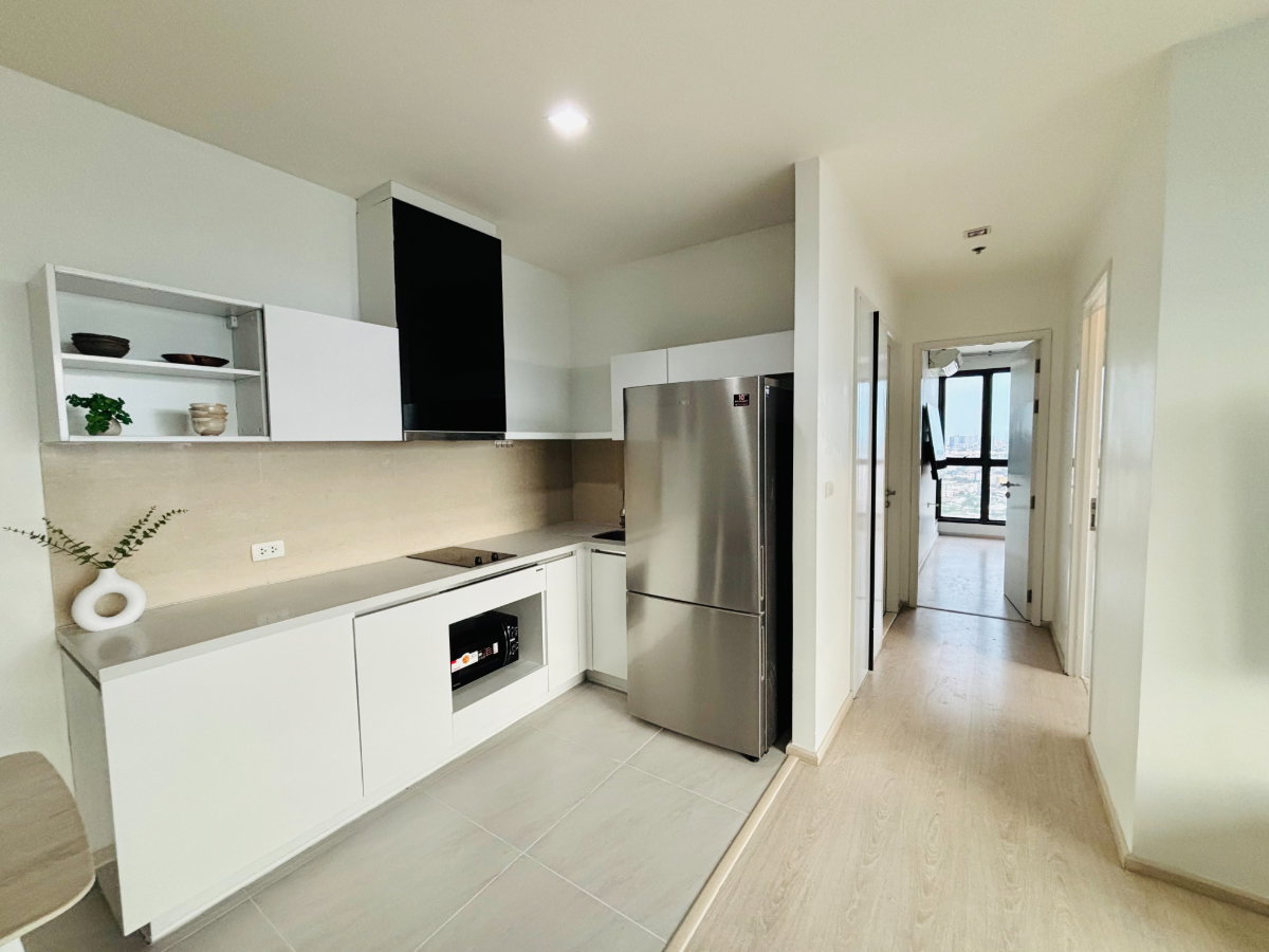 picture Rhythm Sukhumvit 44/1 Corner unit 2 Bedroom 30th Floor with Panorama View - Ready to Move In. - 11/20