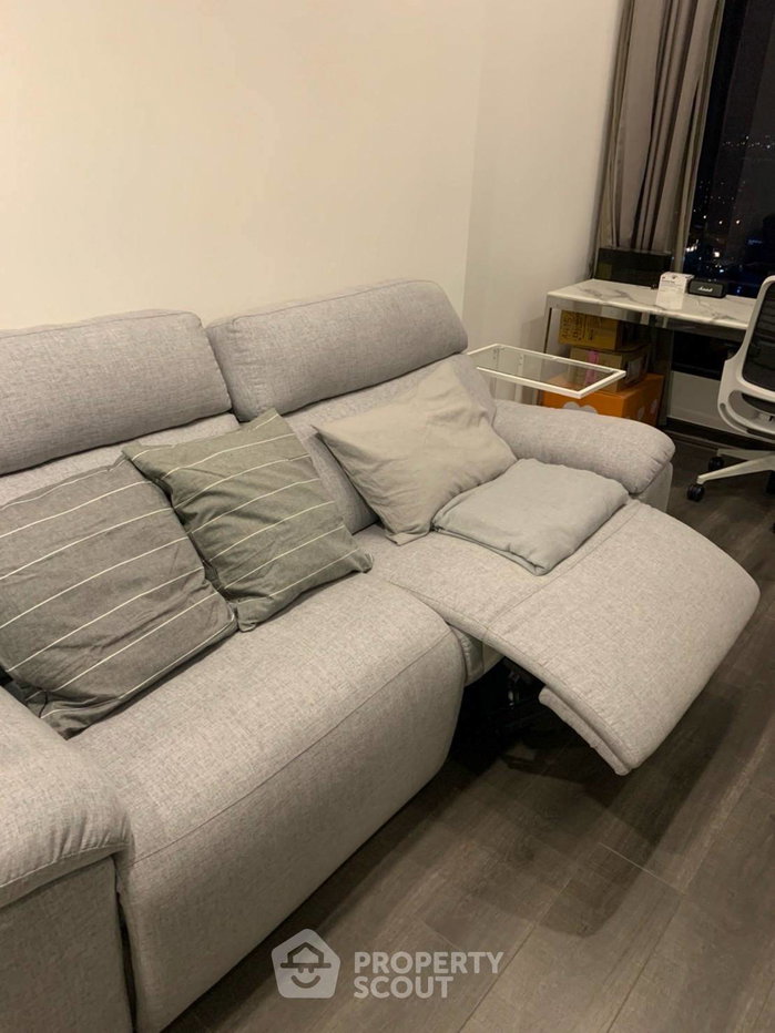 picture 1-BR 39 Sqm 17th-Floor Condo For Sale, Knightsbridge Space Ratchayothin, BTS Ratchayothin (ID 2203114) - 3/7