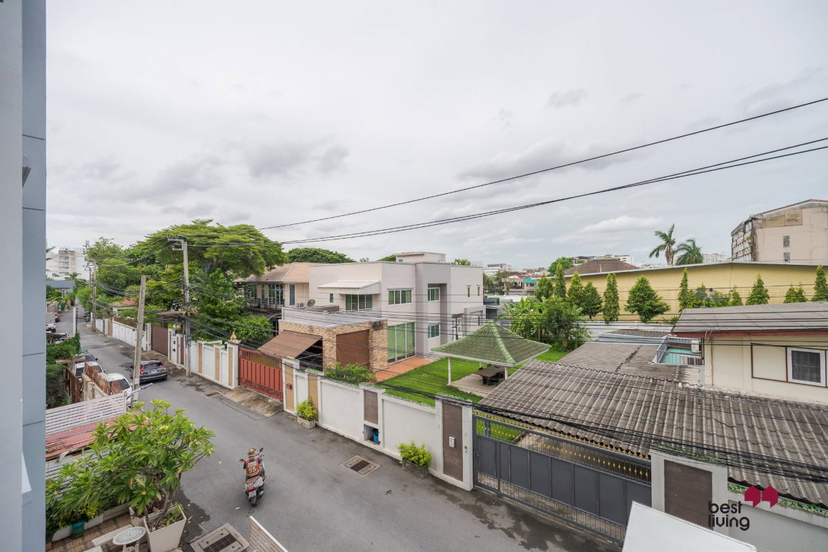 picture The Tropical Condominium near BTS On Nut - 24/24