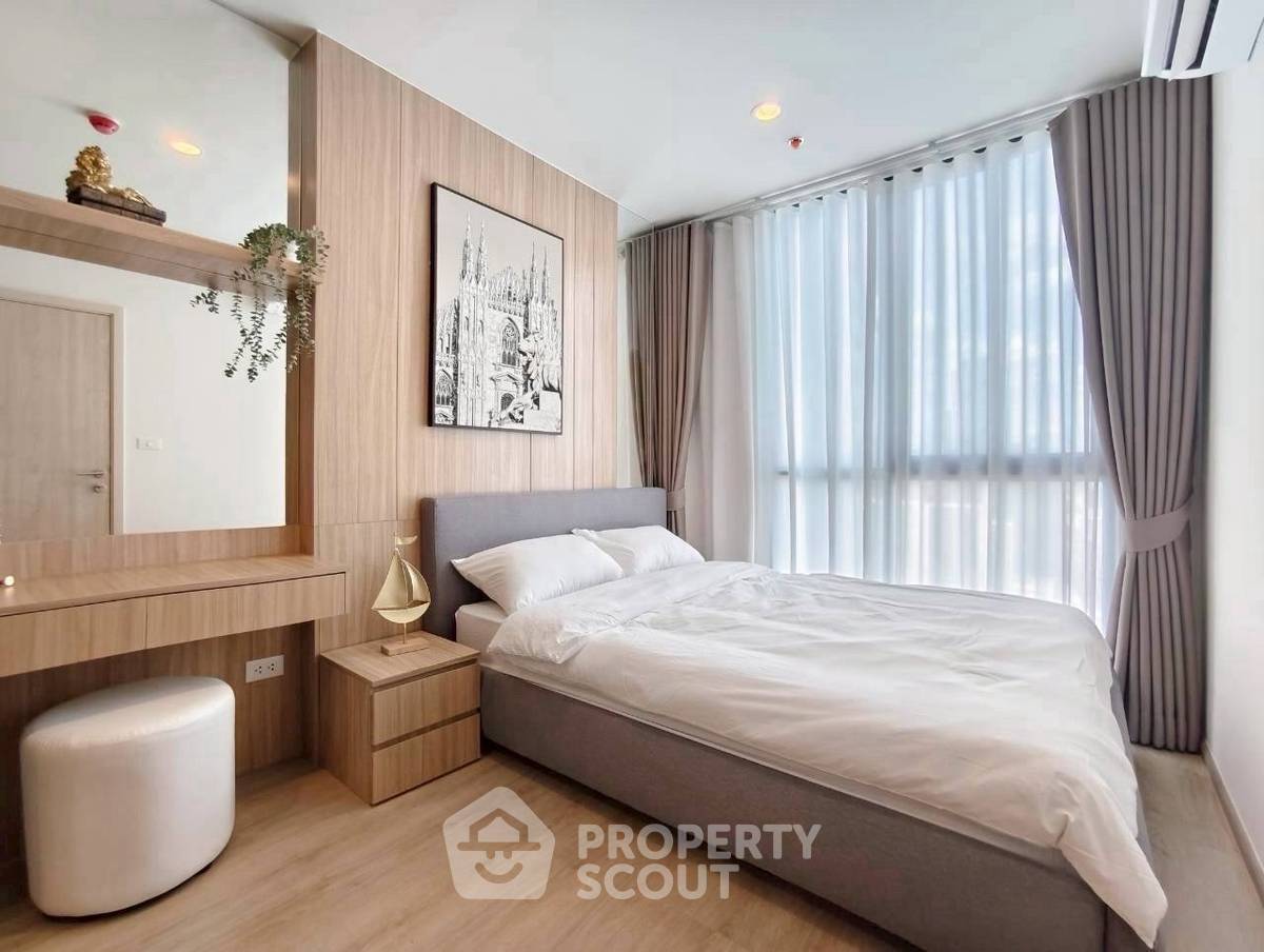 picture High-Floor 1-BR 30 Sqm At Nue District R9, MRT Phra Ram 9 (200m) (ID 3063437) - 1/17