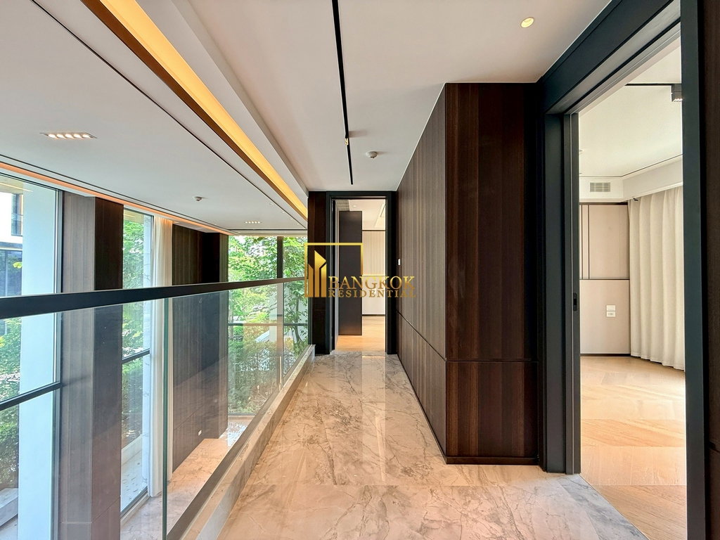 รูป Culture 188 | Modern 5 Bedroom Luxury House on Rama 9 Road - BR28356SH - รูปที่ 7/49