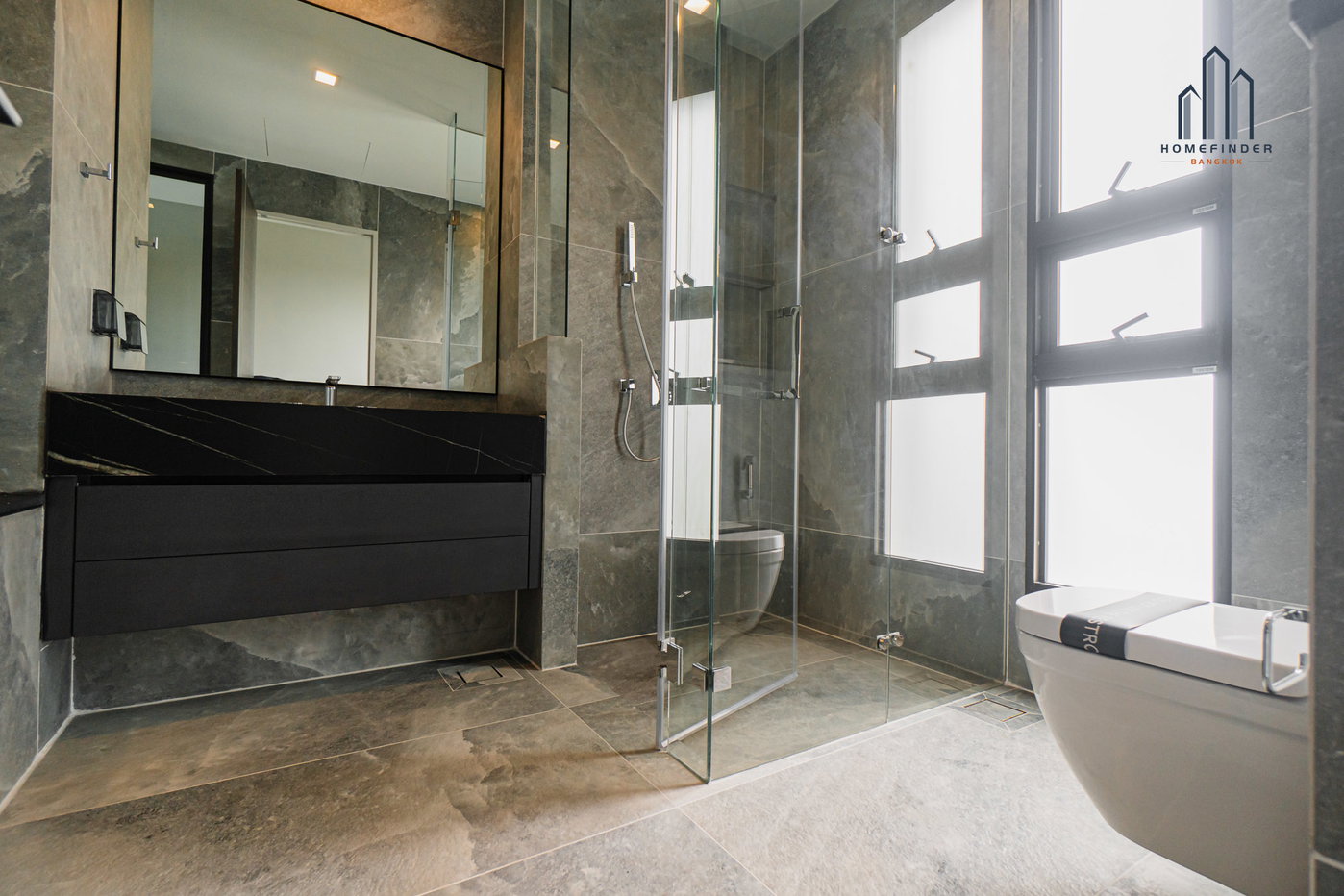 รูป 95E1 – Ninety Five East One 4 bedrooms, for sale - รูปที่ 9/69