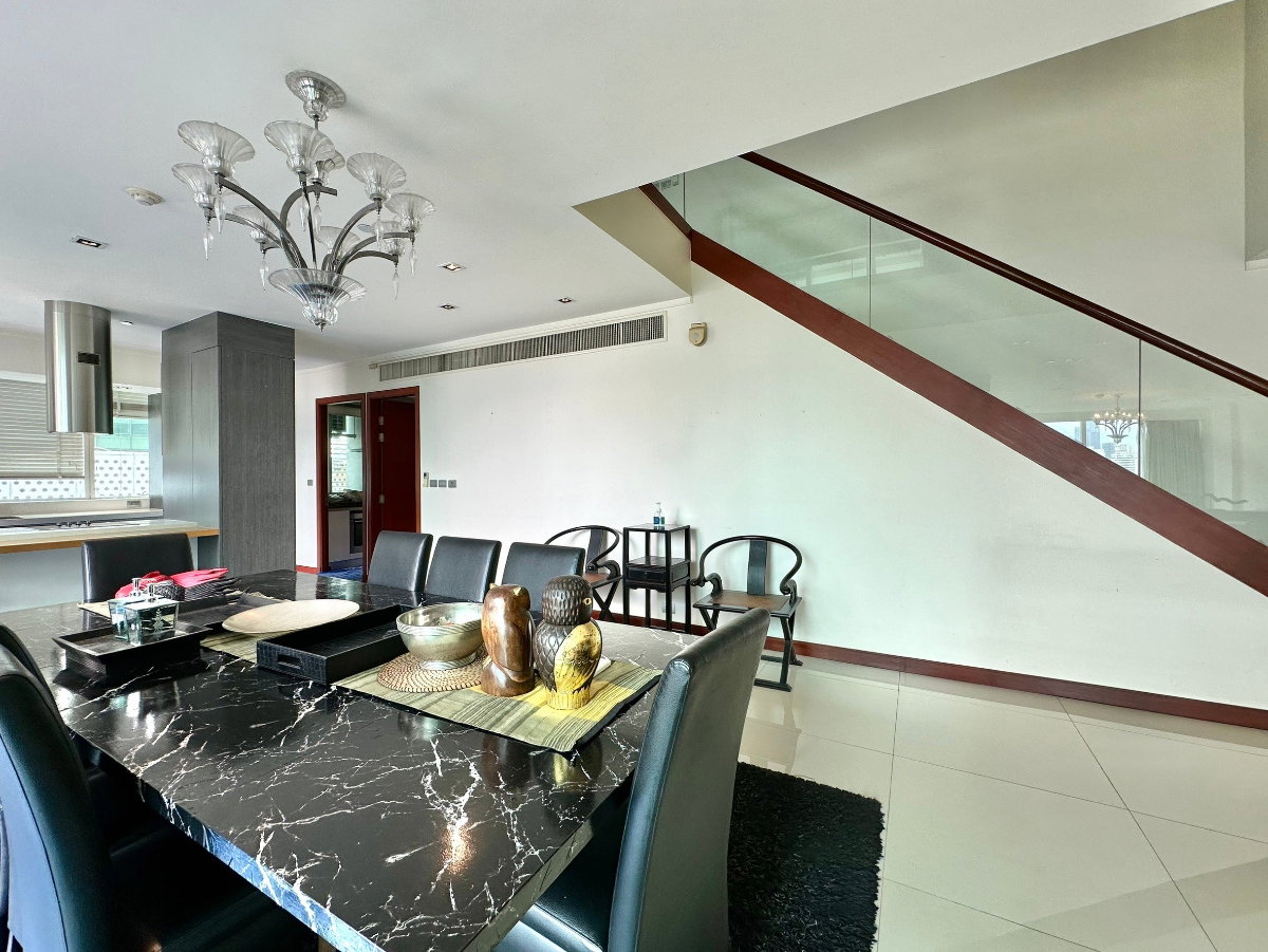 picture Le Raffine 31 | Elegant 3 Bedroom Duplex Condo in Prime Area - BR9210CD - 5/60