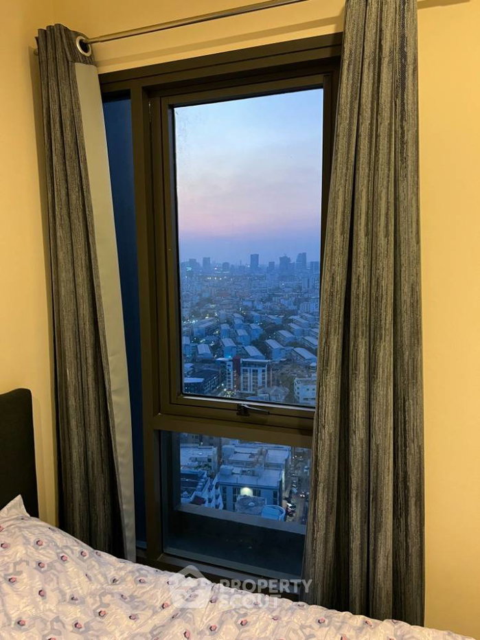 picture 31st-Floor 1-BR 27 Sqm Centric Ratchada Huai Khwang, 100m to MRT Huai Khwang (ID 675207) - 8/10