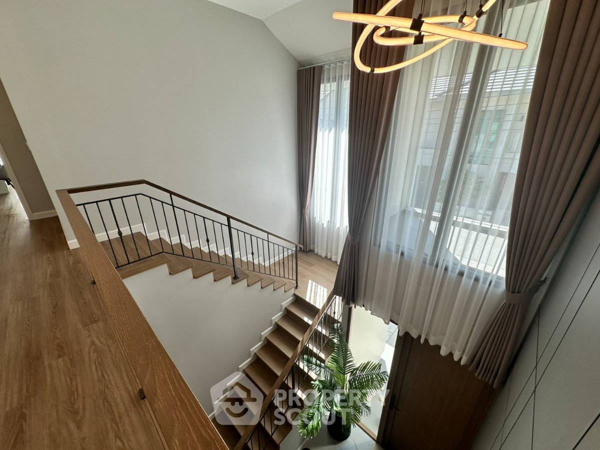 รูป บ้าน 4 ห้องนอน ขาย The Lavish พัทยา นาเกลือ (พื้นที่ 350 ตร.ม.) (ID 3042070) - รูปที่ 12/17