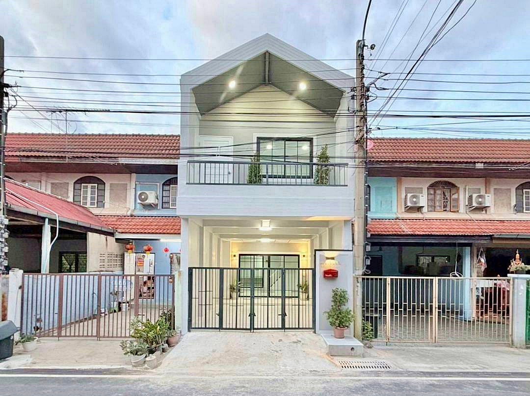 รูป บ้านสวย 3 ห้องนอน  #หมู่บ้านบัวทอง 2  บางใหญ่  MRT สถานีคลองบางไผ่ อยู่หน้าหมู่บ้าน  ใกล้เซ็นทรัล เวสเกต - รูปที่ 2/18