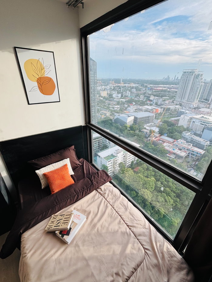 picture Rhythm Sukhumvit 44/1 Corner unit 2 Bedroom 30th Floor with Panorama View - Ready to Move In. - 15/20